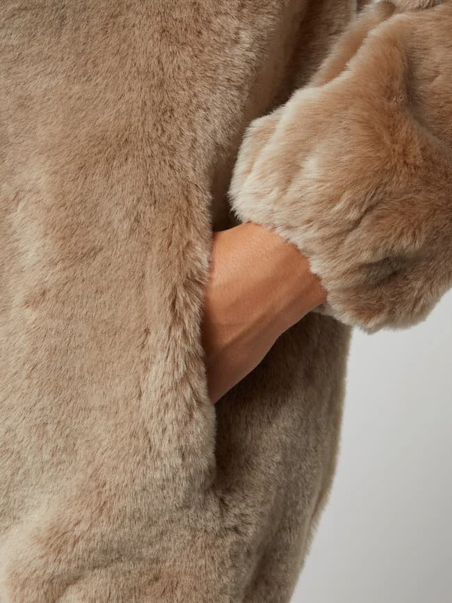 WUNDERFELL Lederblouson Aus Lammshearling Modell 'Fame' - Haselnuss Braun 3 WUNDERFELL Lederblouson Aus Lammshearling Modell 'Fame' - Haselnuss Braun – Bild 3