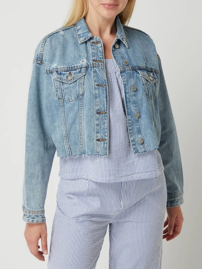 REVIEW Cropped Jeansjacke Aus Baumwolle - Hellblau 4 REVIEW Cropped Jeansjacke Aus Baumwolle - Hellblau – Bild 4