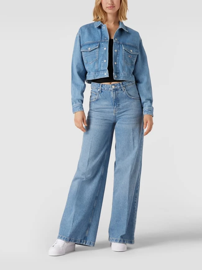 Tommy Jeans Cropped Jeansjacke Mit Label-Details - Jeans 1 Tommy Jeans Cropped Jeansjacke Mit Label-Details - Jeans