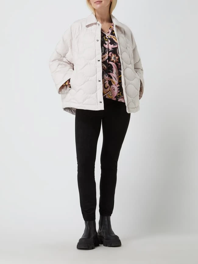 Windsor Daunenjacke Mit Raglanärmeln - Ecru 1 Windsor Daunenjacke Mit Raglanärmeln - Ecru