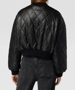 REVIEW Bomberjacke In Leder-Optik - Schwarz 9 REVIEW Bomberjacke In Leder-Optik - Schwarz -Gipsy Shop 718lcc2l6grk4l9k71a56k1lal438dq3a8okuihl8t34kea76t7jil1n8cok8ka99h9kgc2e65b36cqd90o3edhp70o3epb3c9j36d9k6comae1h70qm6eb66ko62p346pgm2p0