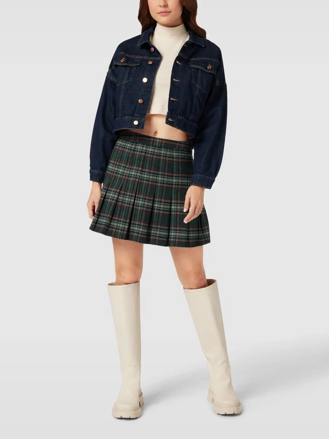 Q/S Designed By Cropped Jeansjacke Mit Brusttaschen Modell 'Raw' - Dunkelblau 1 Q/S Designed By Cropped Jeansjacke Mit Brusttaschen Modell 'Raw' - Dunkelblau