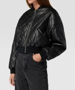 REVIEW Bomberjacke In Leder-Optik - Schwarz 8 REVIEW Bomberjacke In Leder-Optik - Schwarz -Gipsy Shop 8d44qh2k90ok8ki3ad24mj9l6p3jcjak9gp3cj1k6gokeipn8tb4el2d894jgipn9gp4oe2mad3l6i2b853j0d1j6phmacb66hgj8d9k6hj36ohmckr30dhl6thmadr5cosj2p8