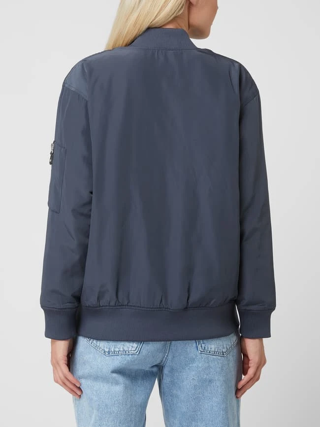 Soaked In Luxury Blouson Mit überschnittenen Schultern Modell 'Jessa' - Anthrazit 5 Soaked In Luxury Blouson Mit überschnittenen Schultern Modell 'Jessa' - Anthrazit – Bild 5