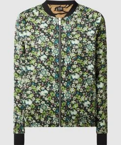 Scotch & Soda Blouson Mit Wendefunktion - Hellgrün 7 Scotch & Soda Blouson Mit Wendefunktion - Hellgrün -Gipsy Shop 8h7l6c246op4kgimap558ihn8lb3acpo6l94ik1ga15koki5aha34dpo6174ecijahb5aja88h24ajic9go6co9n70om2eb275hm2e9k68s68eb1cgs30oj56dh68d1m65gjie0