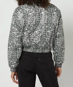 Calvin Klein Jeans Blouson Mit Wendefunktion - Schwarz 10 Calvin Klein Jeans Blouson Mit Wendefunktion - Schwarz -Gipsy Shop 8pa50ghi8t44sdq695akii1i94r46lib9d9kmga38ha42dqk70q56hija0q5ak9k85432lih992l2iag6p3m6p9j74o30o9mcgpj2cpkcos6co9kc8s66o9o60rj0c1ic8rjgdg