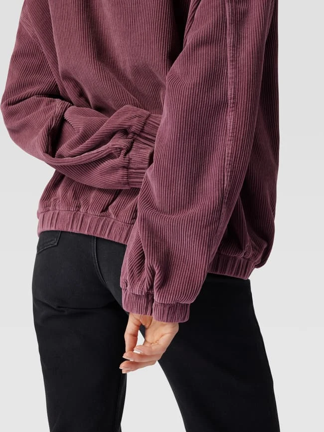 BDG Urban Outfitters Oversized Blouson Aus Cord Mit Label-Stitching - Lila 3 BDG Urban Outfitters Oversized Blouson Aus Cord Mit Label-Stitching - Lila – Bild 3