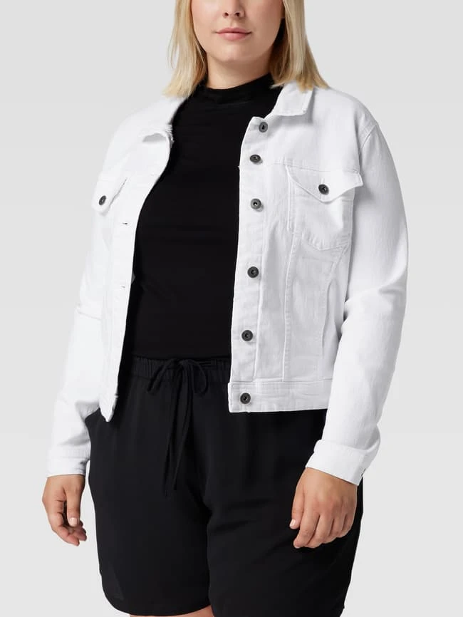 ONLY CARMAKOMA PLUS SIZE Jeansjacke Mit Pattentaschen - Weiß 4 ONLY CARMAKOMA PLUS SIZE Jeansjacke Mit Pattentaschen - Weiß – Bild 4