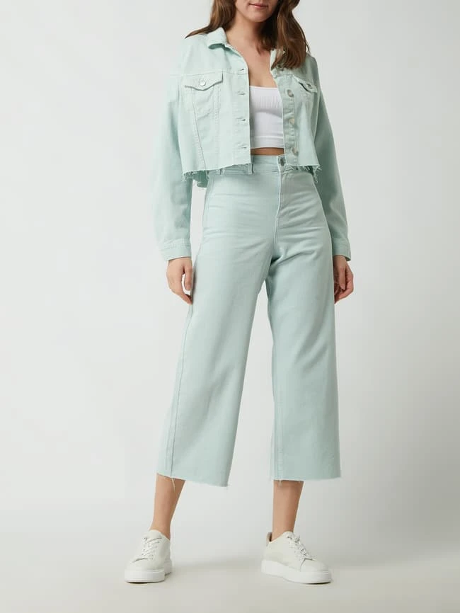 REVIEW Cropped Jeansjacke Mit Pattentaschen - Mint 1 REVIEW Cropped Jeansjacke Mit Pattentaschen - Mint