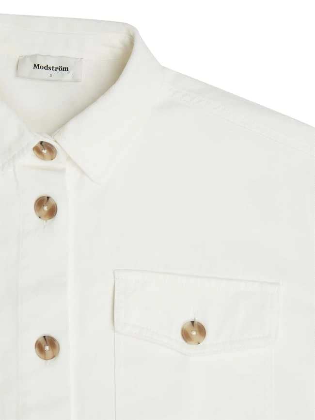 Modström Jeansjacke Mit Pattentaschen Modell 'Catalina' - Weiß 2 Modström Jeansjacke Mit Pattentaschen Modell 'Catalina' - Weiß – Bild 2