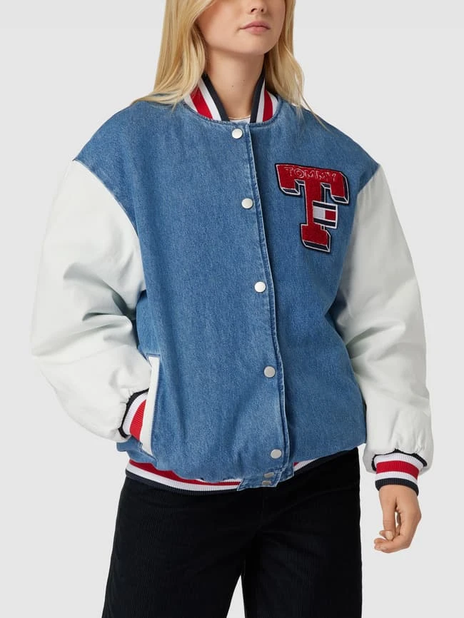 Tommy Jeans Jeansjacke Mit Label-Details Modell 'Letterman' - Jeans 4 Tommy Jeans Jeansjacke Mit Label-Details Modell 'Letterman' - Jeans – Bild 4