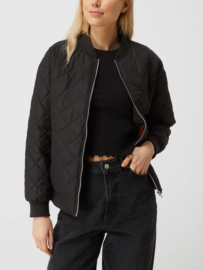 URBAN CLASSICS Bomber Mit Steppnähten - Schwarz 4 URBAN CLASSICS Bomber Mit Steppnähten - Schwarz – Bild 4