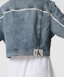 Calvin Klein Jeans Oversized Cropped Jeansjacke Mit Label-Patch - Hellblau 7 Calvin Klein Jeans Oversized Cropped Jeansjacke Mit Label-Patch - Hellblau -Gipsy Shop ah1k2lhh9t84mg9p8oq4egib9t94khq598o32hal691kec22acr46ja9ah4j8e2m918kqi9n98pl2h9o993mcd9g6gr3go9jcgomaopkcgo6ae1j6kpjap9h6gpm6e9j65hm2o8