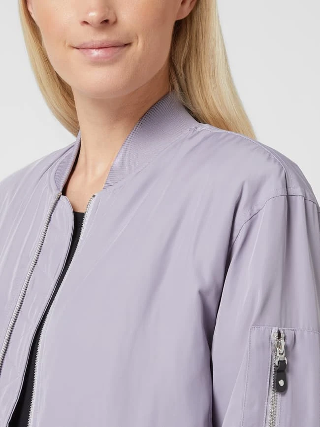 Soaked In Luxury Blouson Mit überschnittenen Schultern Modell 'Jessa' - Flieder 3 Soaked In Luxury Blouson Mit überschnittenen Schultern Modell 'Jessa' - Flieder – Bild 3