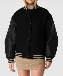 EDITED College-Jacke Mit Leistentaschen Modell 'Emmi Jacket' - Schwarz 8 EDITED College-Jacke Mit Leistentaschen Modell 'Emmi Jacket' - Schwarz -Gipsy Shop al1jakqd9124eja38h9k6h9n75b4cja9998kcchk651kkdah6914gl2h6lakoe1l9d8kecqh895kue9o9d3jec1i6hhmcopn61hj0dpk65j38e3370om6opjcdgmae1k6dgm4c0