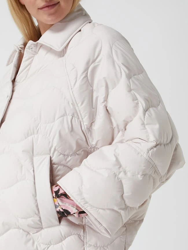 Windsor Daunenjacke Mit Raglanärmeln - Ecru 3 Windsor Daunenjacke Mit Raglanärmeln - Ecru – Bild 3